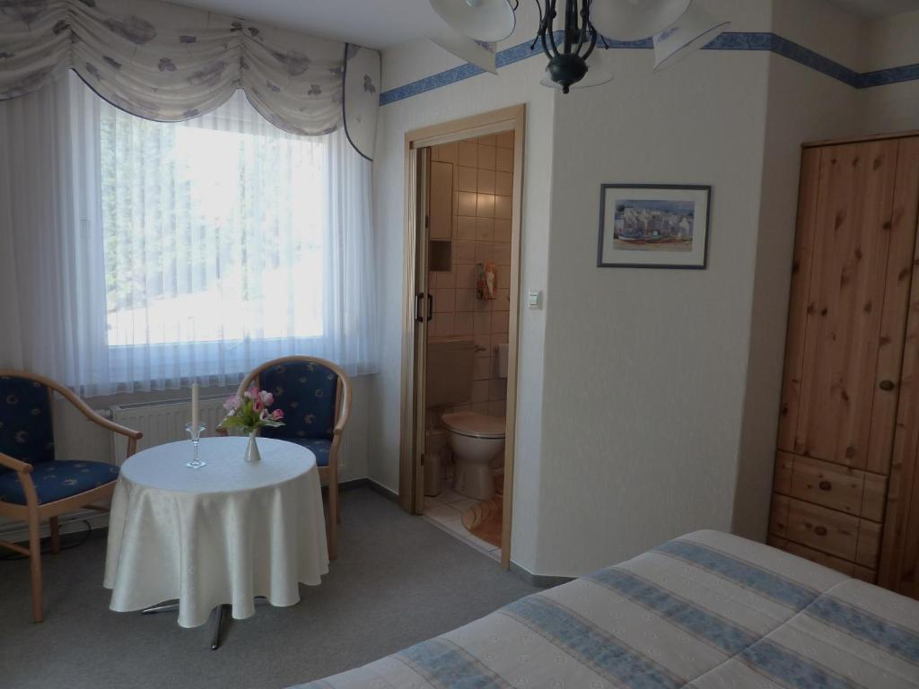 Pension Rheingold Garni บาดกรุนด์ ห้อง รูปภาพ